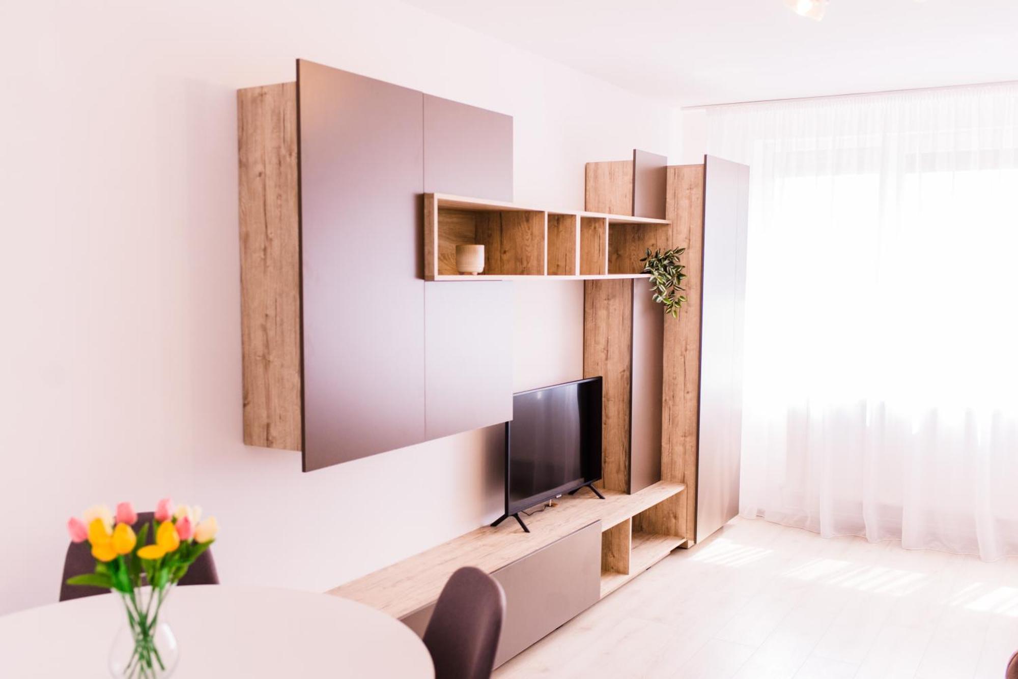 Riverside White Apartment 萨图马雷 外观 照片